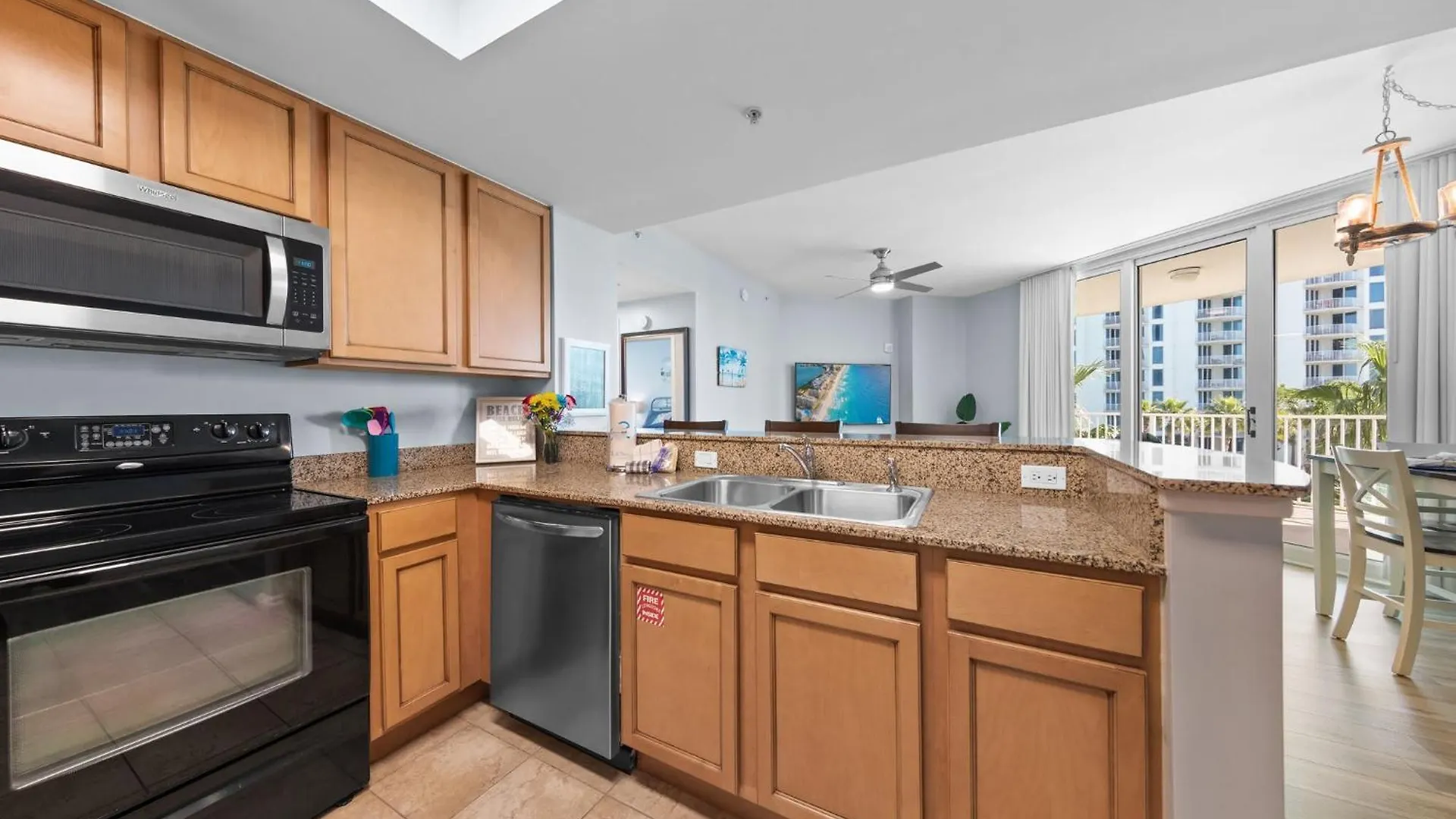 Palms Resort 2 Bedroom King Suite Poolside Shuttle Destin Holiday home
