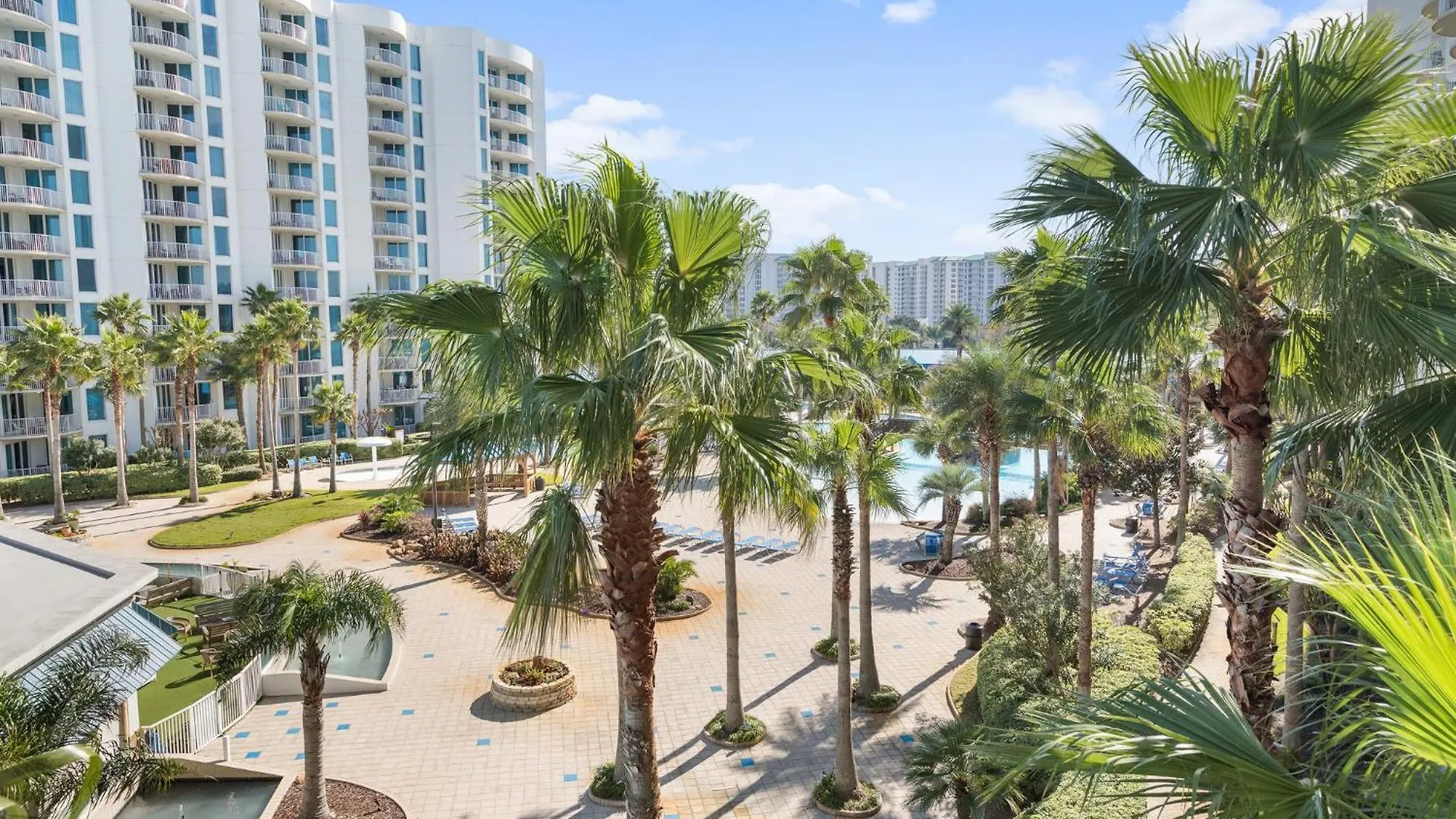 Palms Resort 2 Bedroom King Suite Poolside Shuttle Destin Holiday home