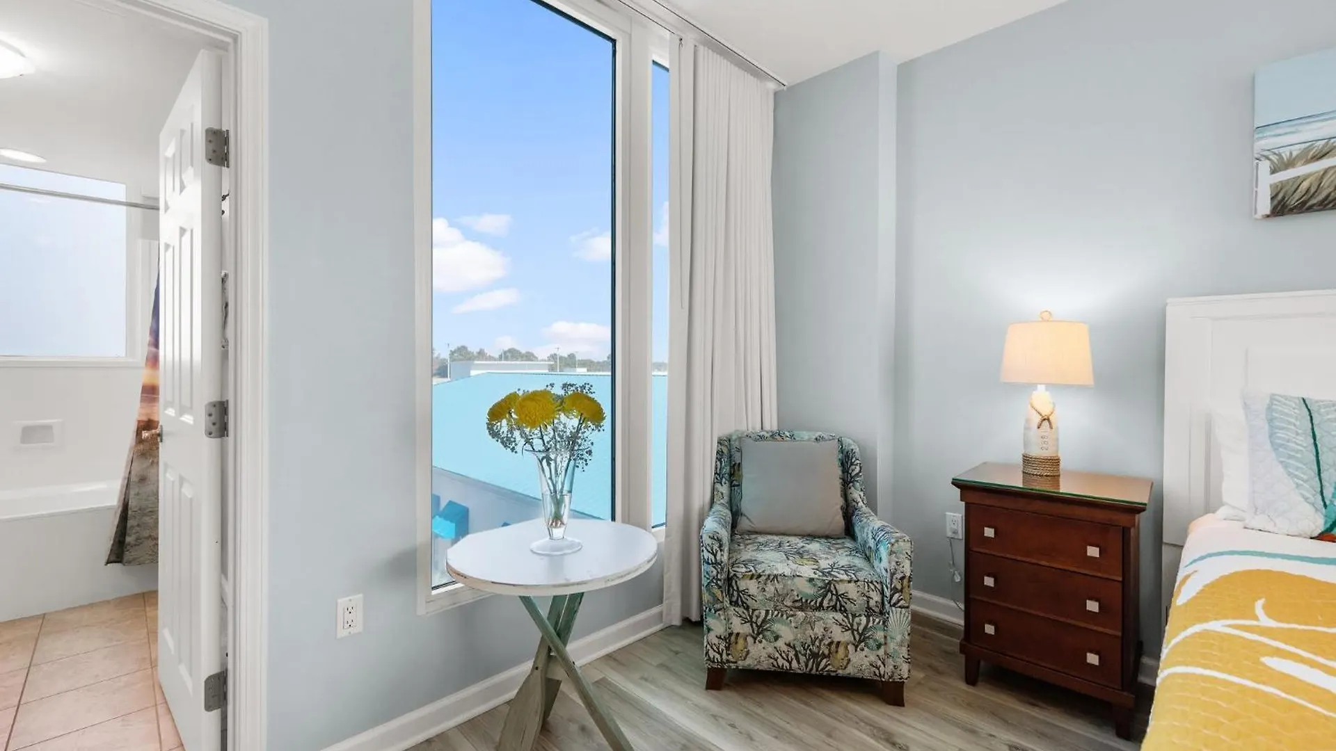 Palms Resort 2 Bedroom King Suite Poolside Shuttle Destin Holiday home