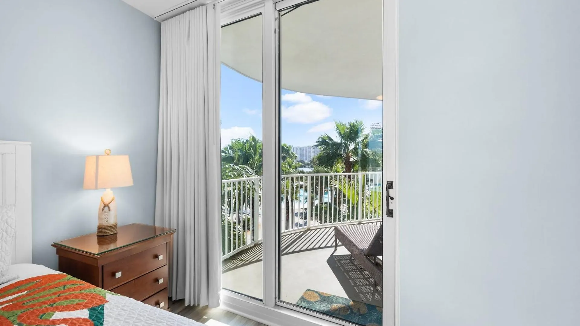 Palms Resort 2 Bedroom King Suite Poolside Shuttle Destin